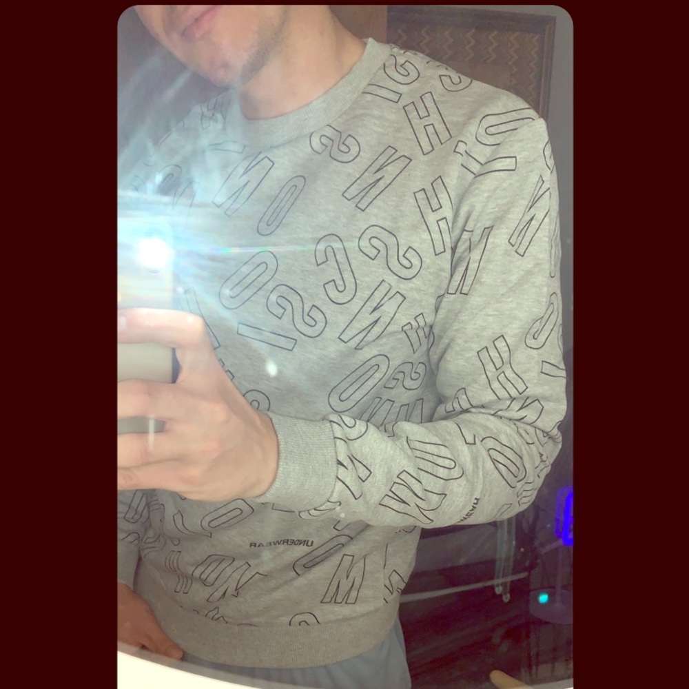 Authentic NWT moschino gray designer crewneck - Picture 6 of 6